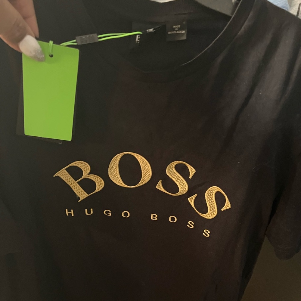 Embroidered gold HugoBoss
